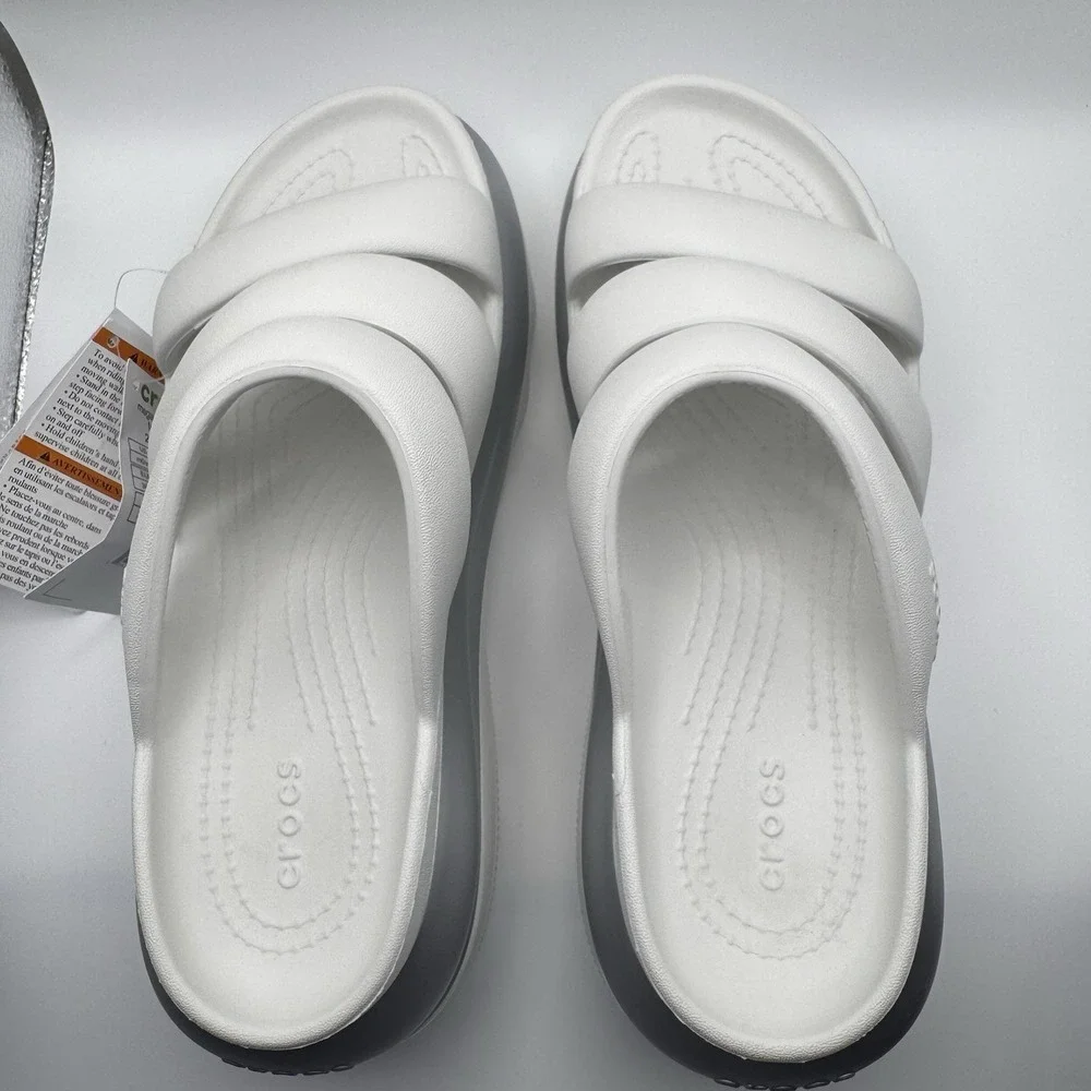 Crocs Unisex Mens 6 Womens 8 Mega Crush Metallic Triple Strap